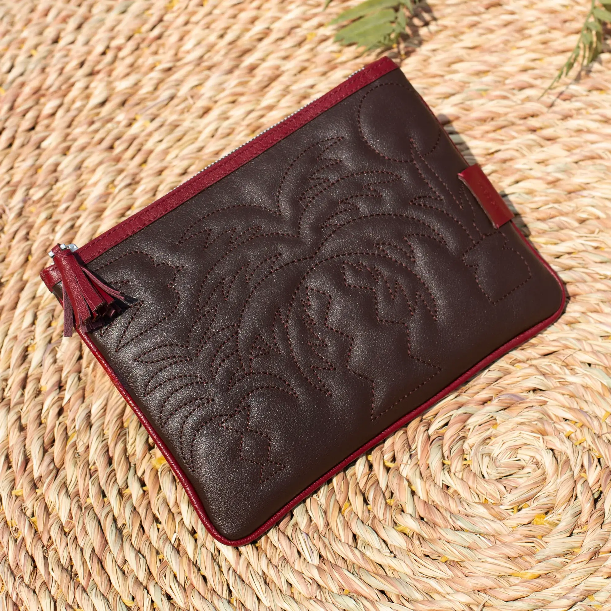 Areca-Clutch-LABOGA-32630955737263.webp