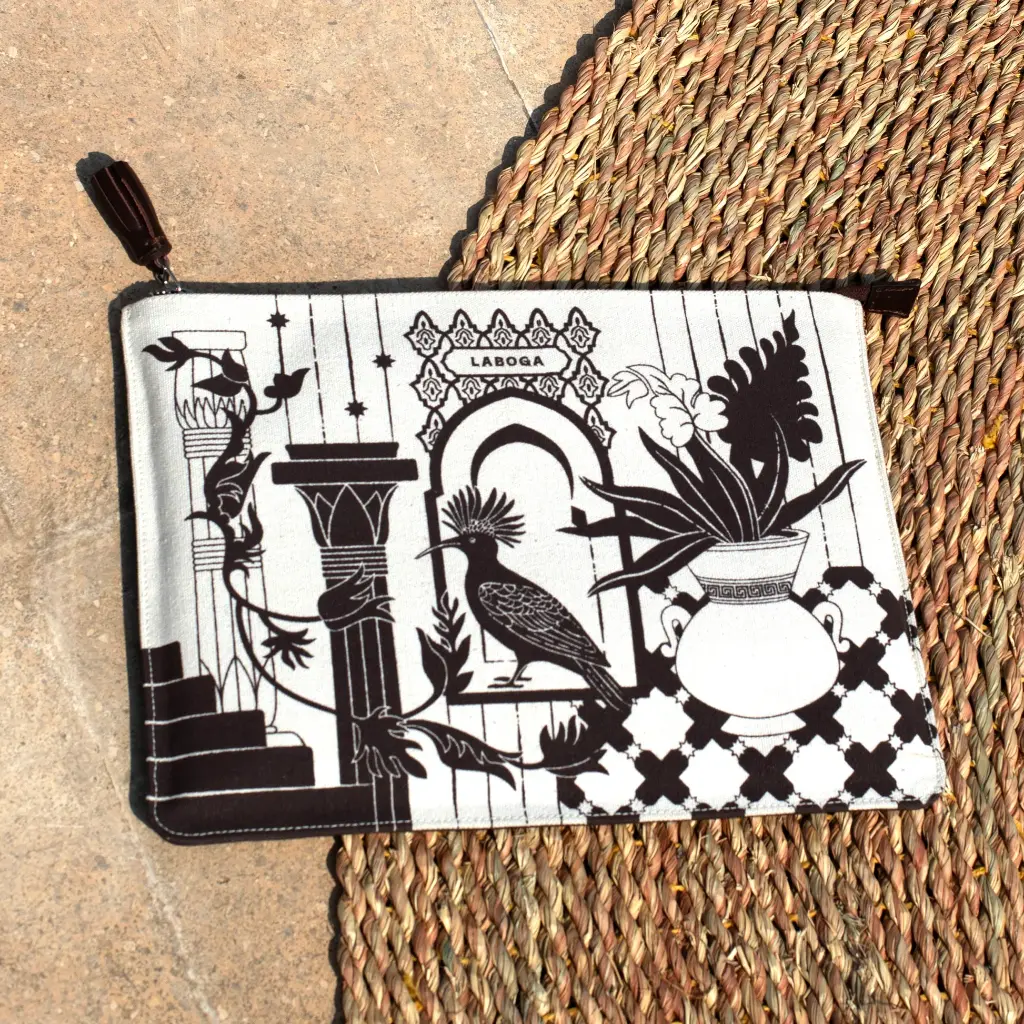 LB1220	Huda Clutch 	